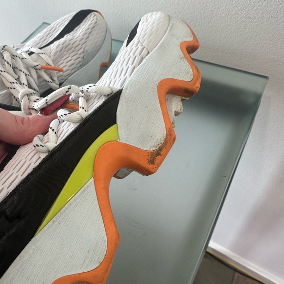 Sorel Women’s White and Black Sneakers, Size: 7 - Picture 5 of 10